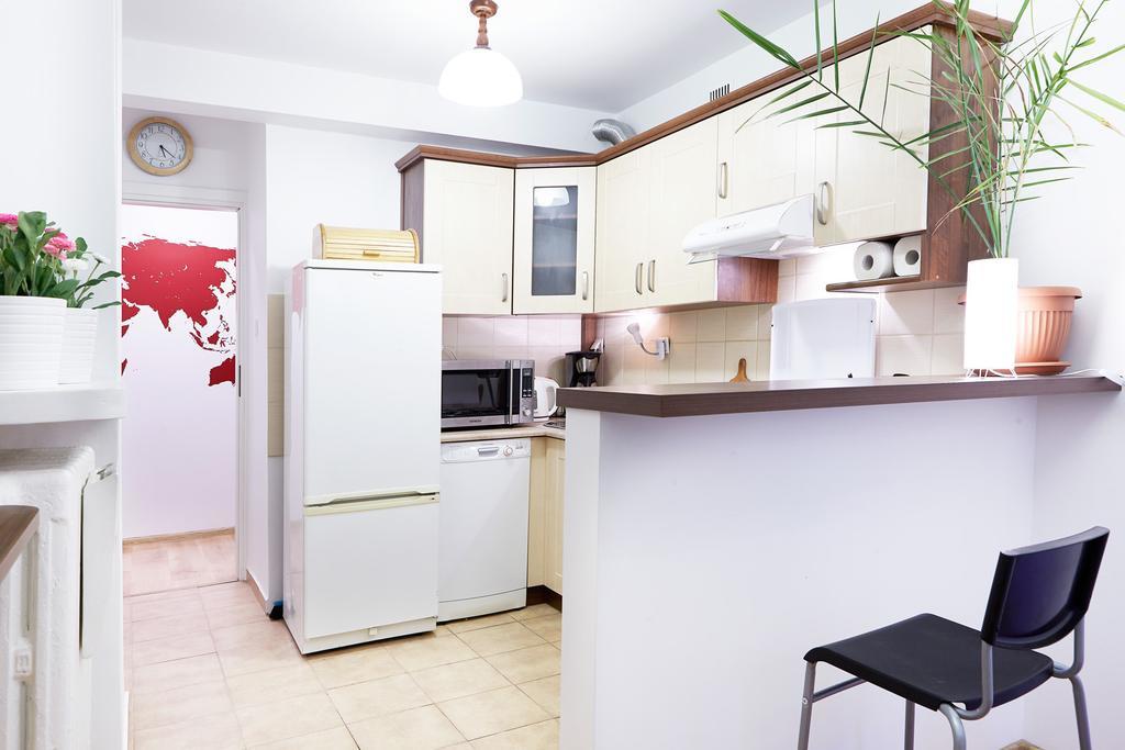 Lovely Garden Flat Near Royal Park Varšava Pokoj fotografie
